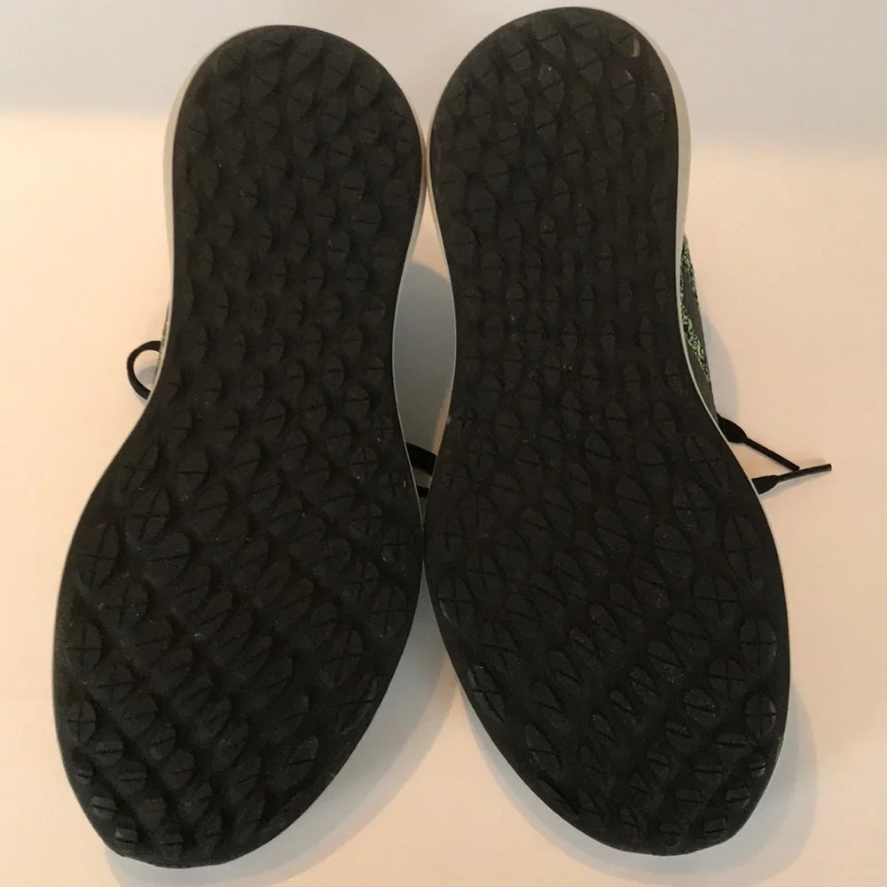Adidas Pure Bounce Sneakers size 12 EUC
